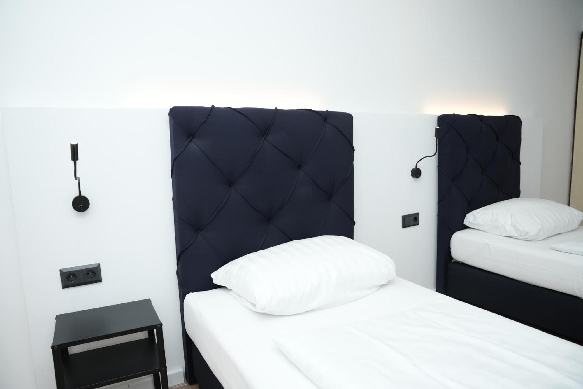 Haven Hotels - Hotel Am Stadion Леверкузен Экстерьер фото